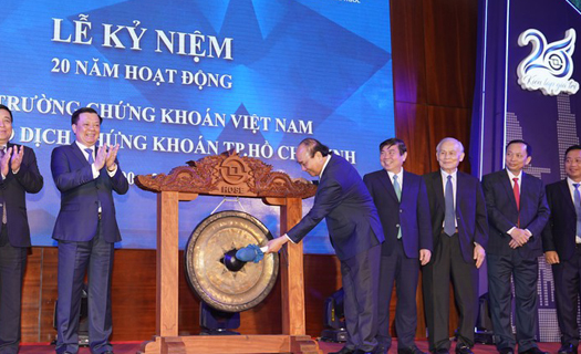 Thủ tướng: Đưa thị trường chứng khoán Việt Nam thành điểm đến toàn cầu